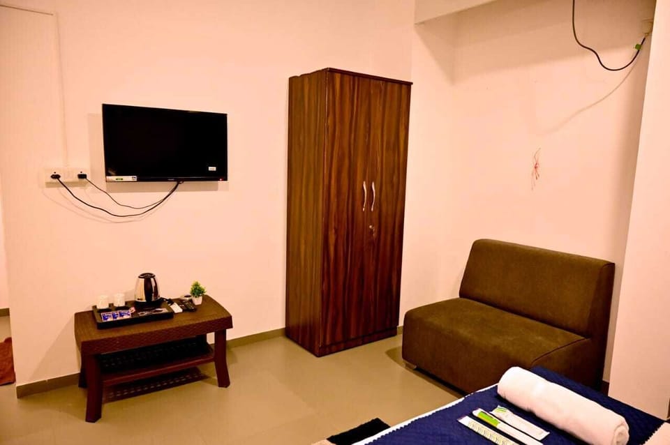 Deluxe Studio, City View | Free WiFi