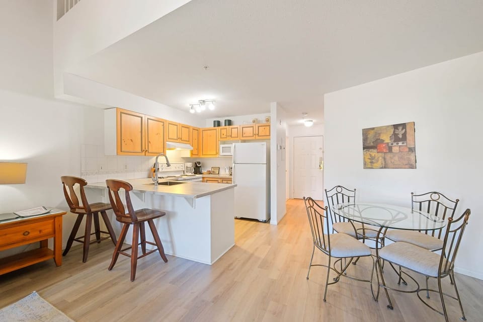 Unit 316 Kitchen