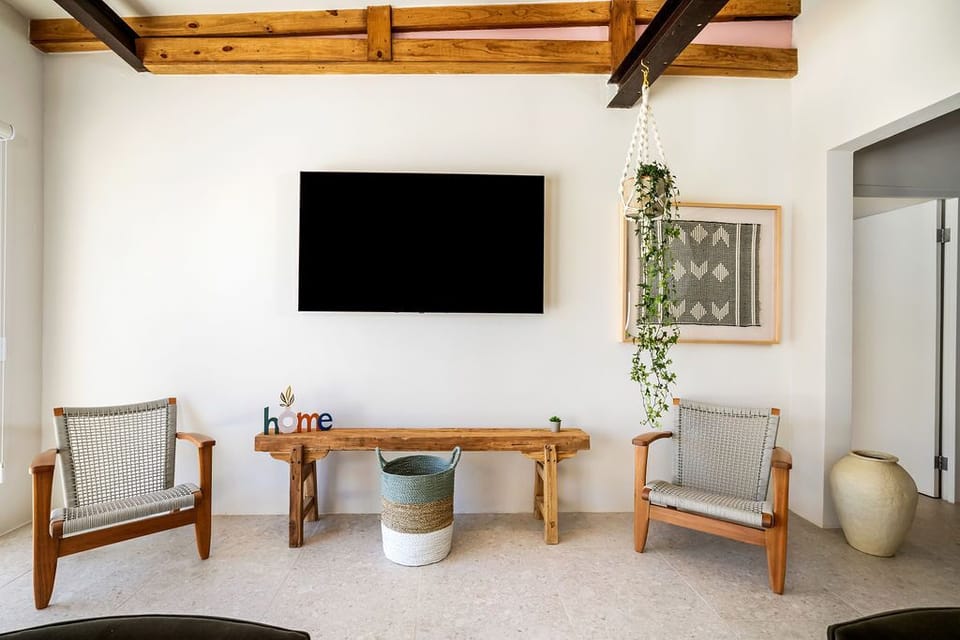 After a day of sun-soaked adventures, relax and unwind with your favorite entertainment in a stylish setting. Perfect for cozy nights in or casual family gatherings, our living area is designed to keep everyone entertained and comfortable.