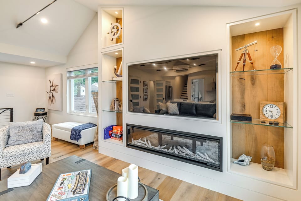 Living Room | Free WiFi | Electric Fireplace | Queen Sleeper Sofa | 1st Floor