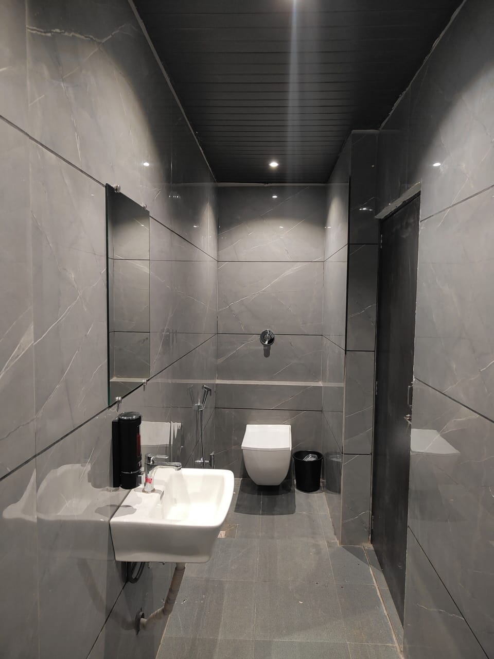 Deluxe Room | Bathroom
