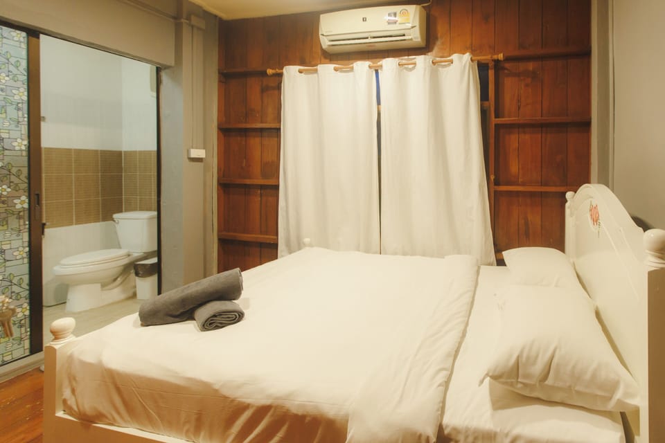 Standard Double Room | Soundproofing, free WiFi, bed sheets