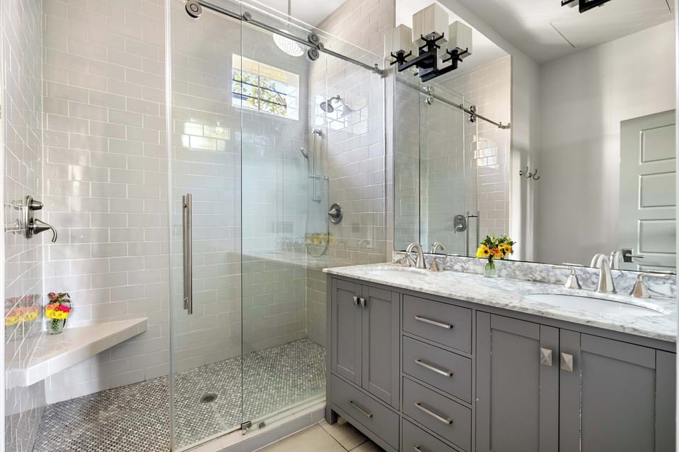 Bathroom #1: Walk-in Shower