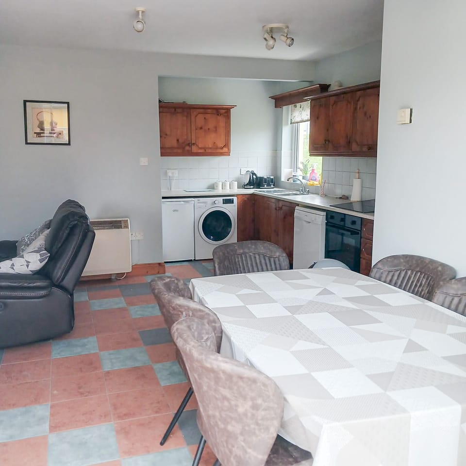 Microwave, oven, dishwasher, toaster