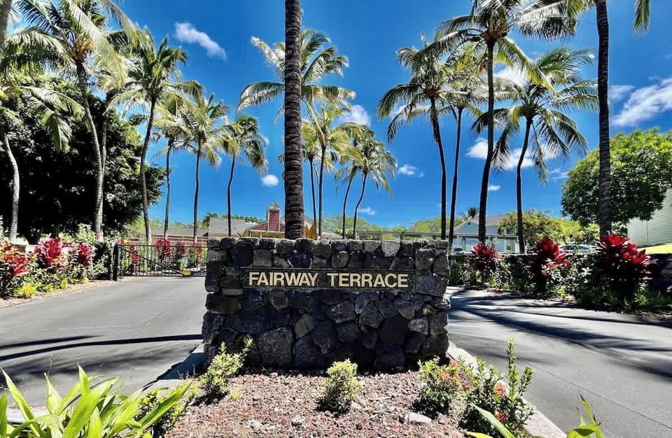 E Komo Mai to Fairways Terrace in Waikoloa - blue skies and sunshine greet your stay
