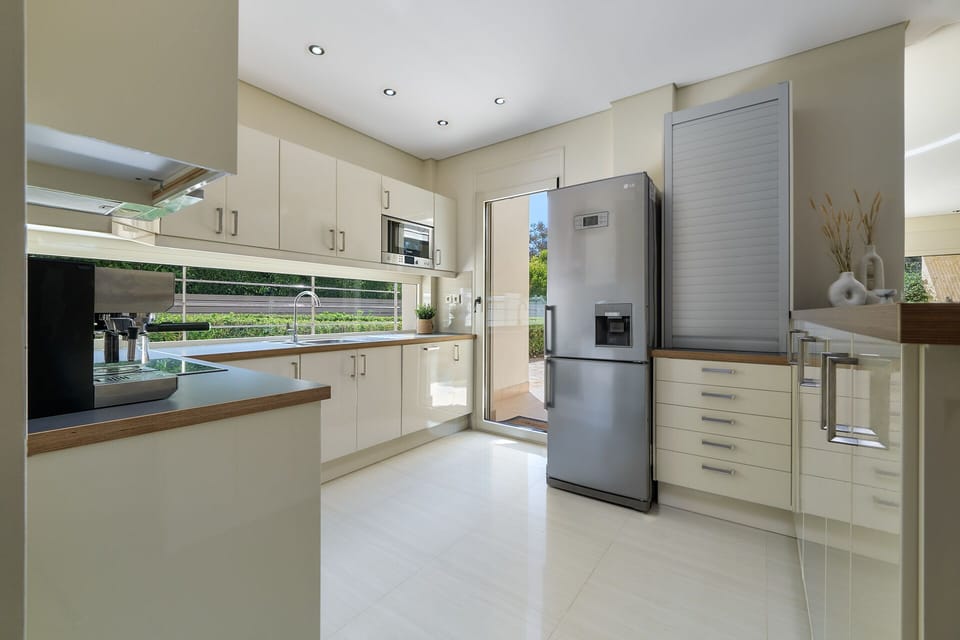 Villa 1 Kitchen