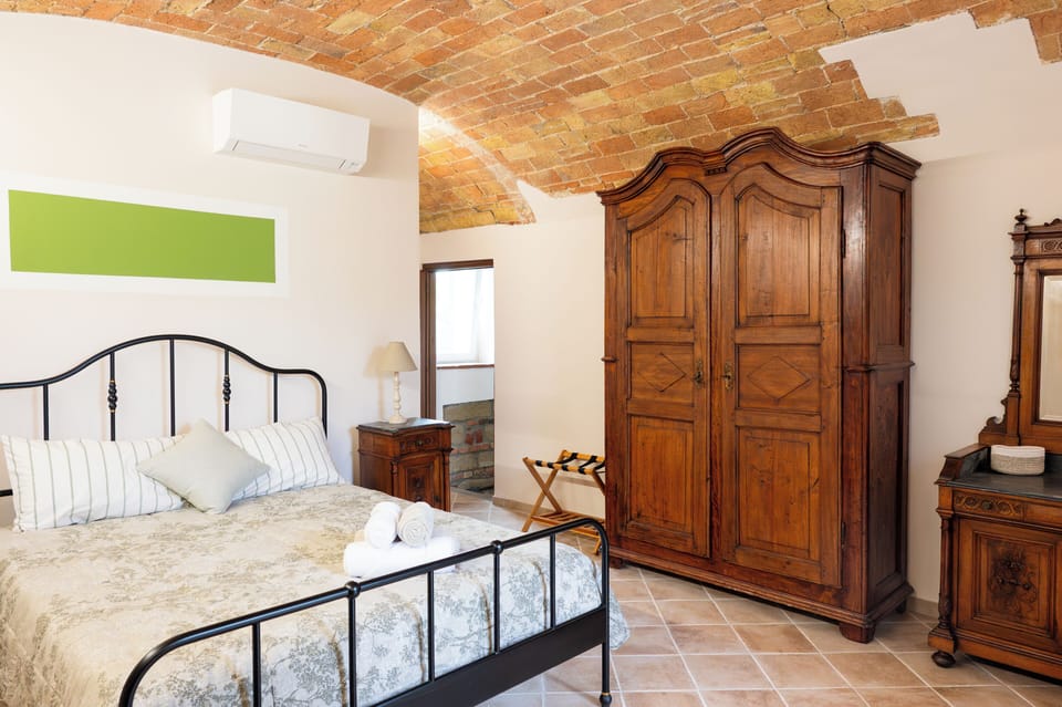 Comfort Triple Room, Balcony, Hill View | In-room safe, free WiFi