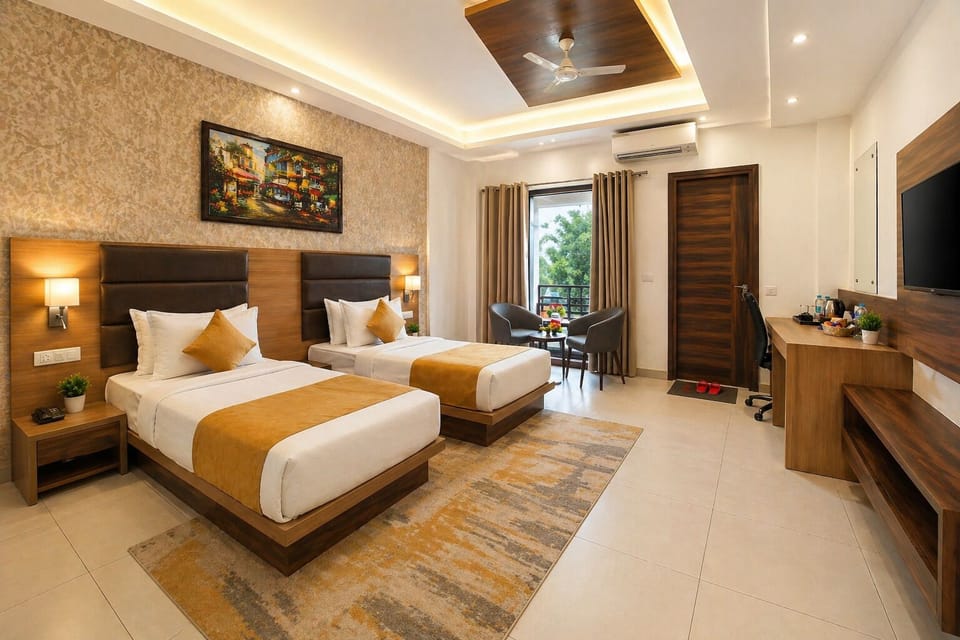 Super Deluxe Room | Egyptian cotton sheets, premium bedding, down comforters, desk