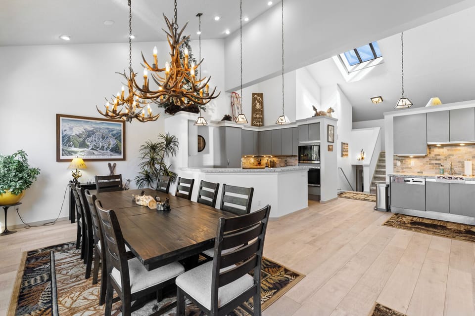 Condo (4 Bedrooms) | Property amenity
