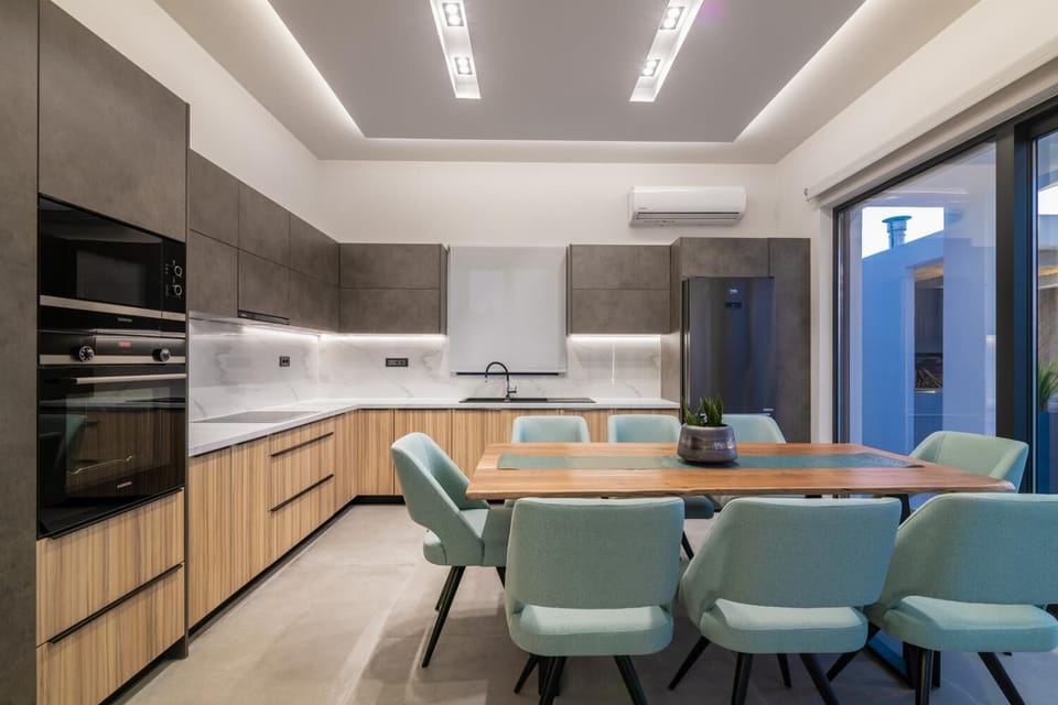 Equipped kitchen