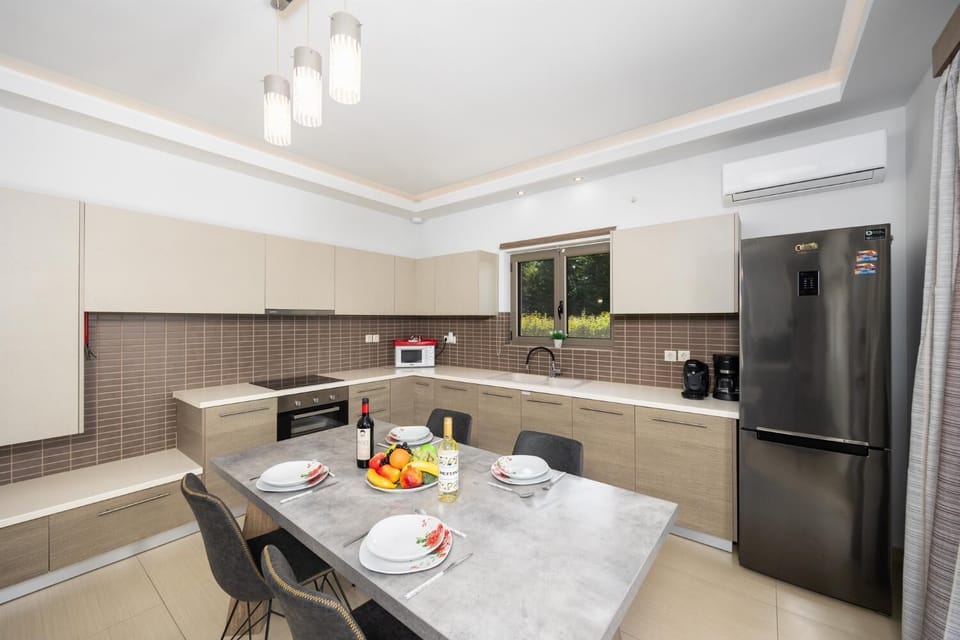 Equipped kitchen