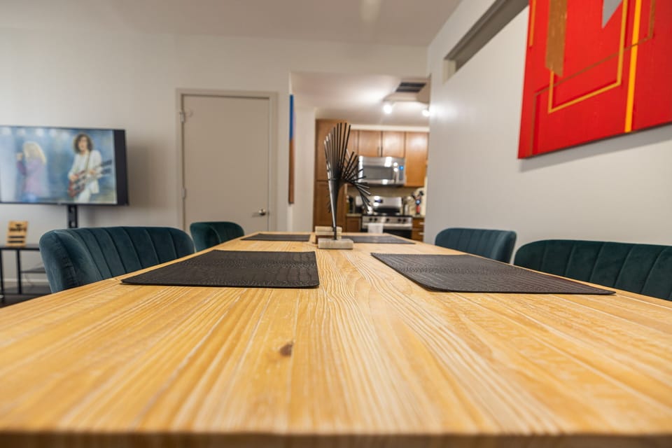 Dining room table
