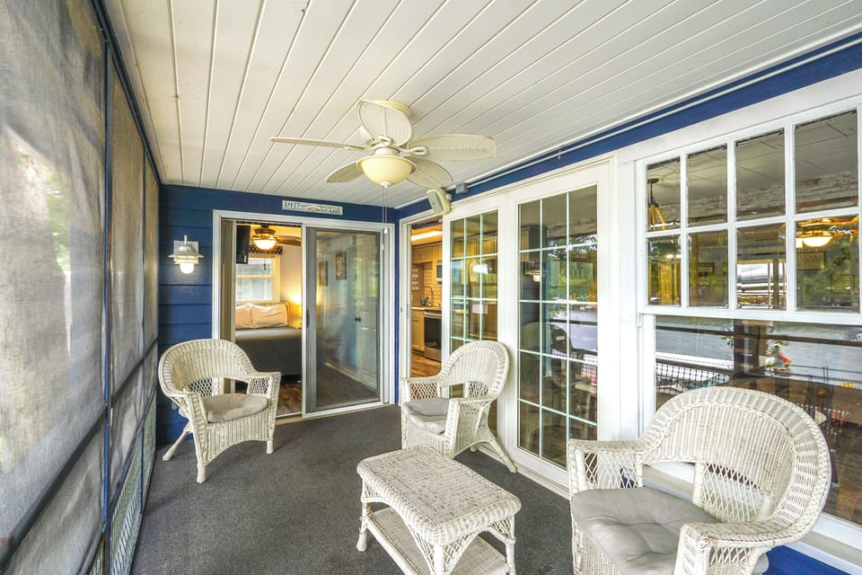 Screened Porch | Water Views | 1st Floor