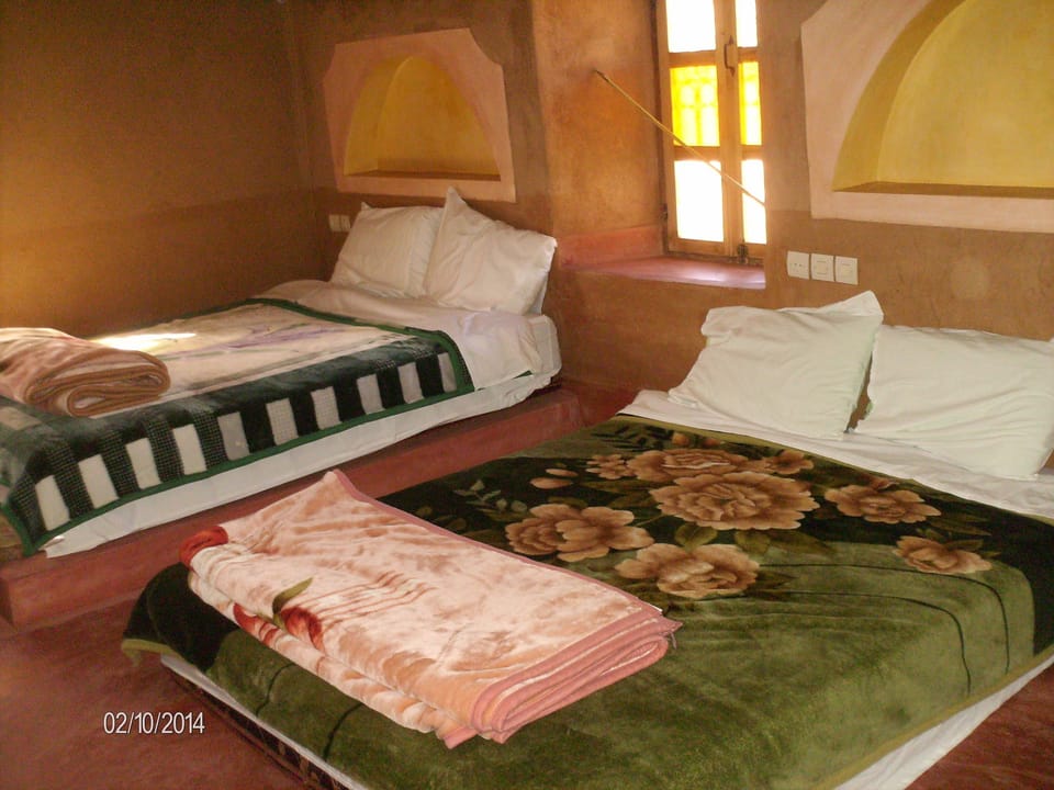Luxury Double Room (2 lits séparés) | 1 bedroom, premium bedding, iron/ironing board (on request)