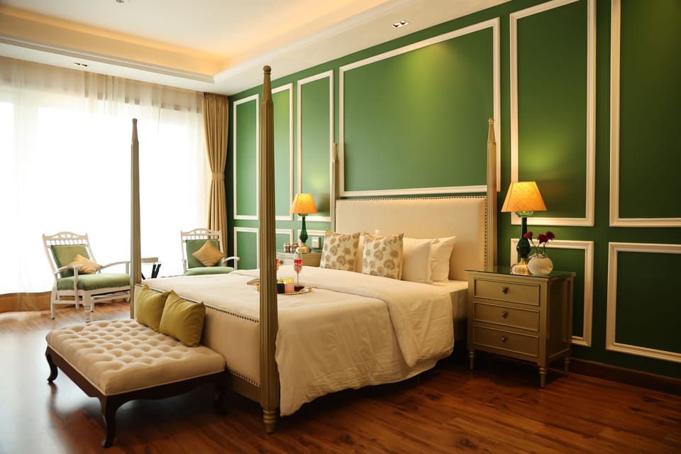 Executive Suite | Desk, soundproofing, free WiFi, bed sheets