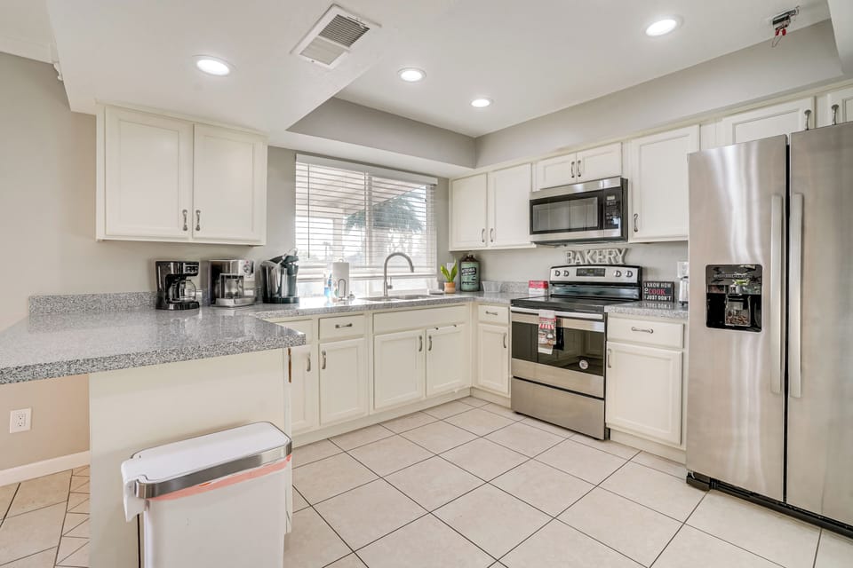 Kitchen | Cooking Basics | Keurig & Drip Coffee Makers |