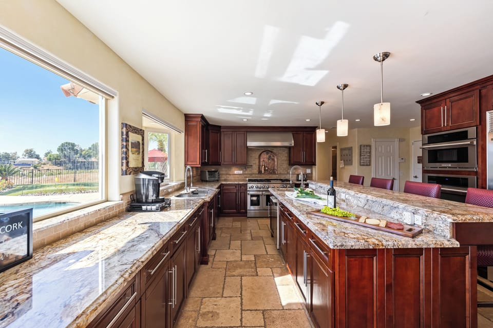 Full suite of appliances.