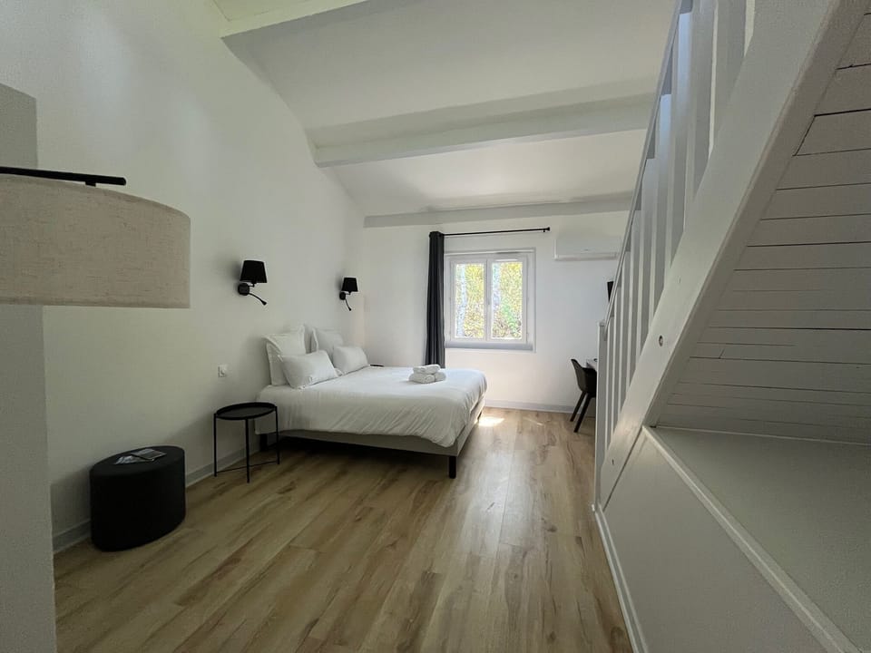Superior Quadruple Room | Premium bedding, desk, blackout drapes, soundproofing
