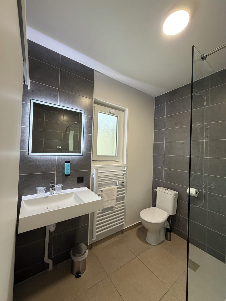 Classic Room, 2 Twin Beds | Premium bedding, desk, blackout drapes, soundproofing