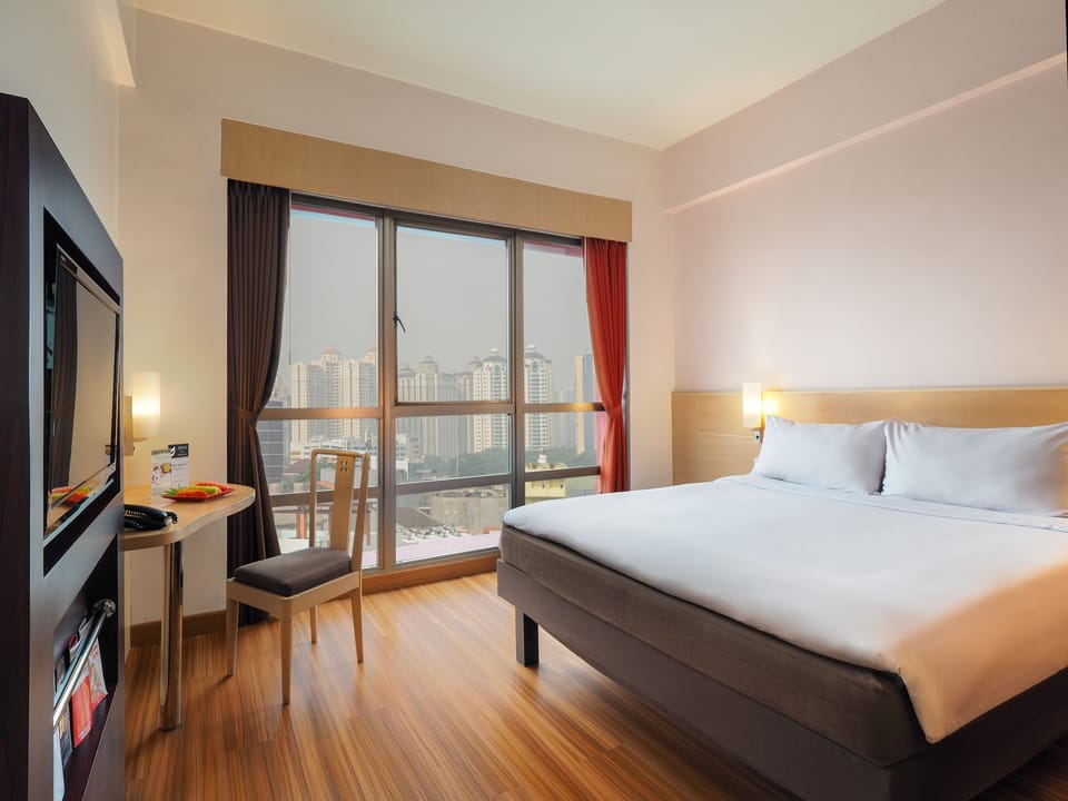 Deluxe Double Room | Free minibar, desk, laptop workspace, blackout drapes
