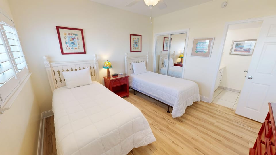 Condo, 2 Bedrooms | 2 bedrooms, iron/ironing board, free WiFi