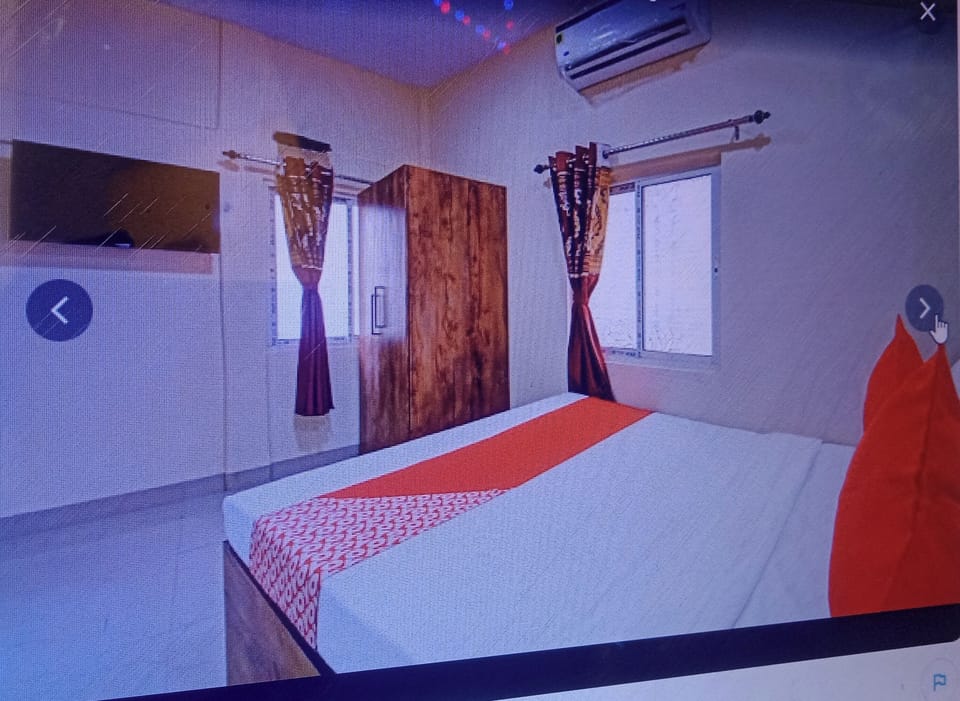 Standard Double Room, Balcony, City View | Iron/ironing board, free WiFi