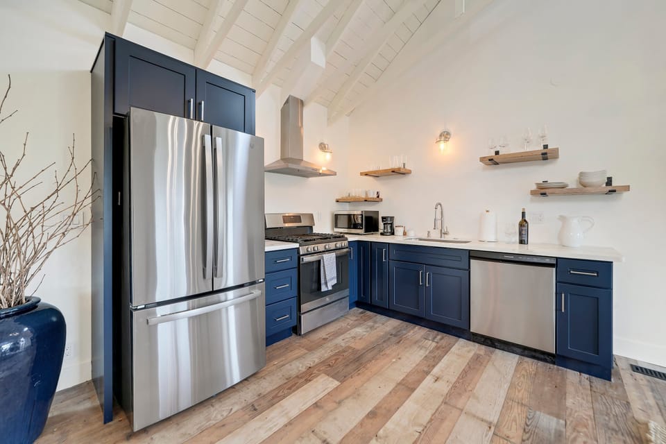House | 2 bedrooms, desk, Internet