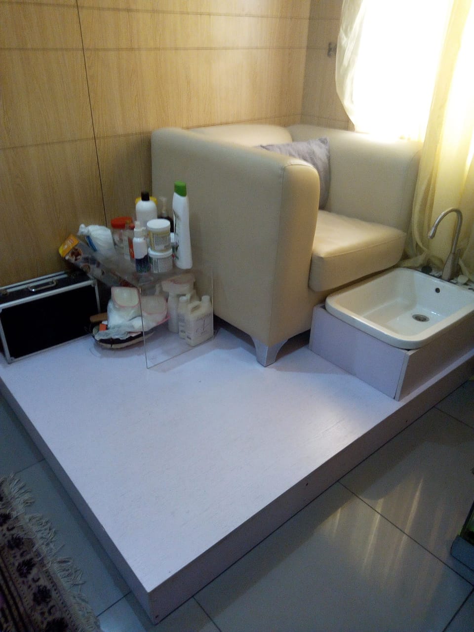 Couples treatment rooms, body treatments, hydrotherapy, aromatherapy