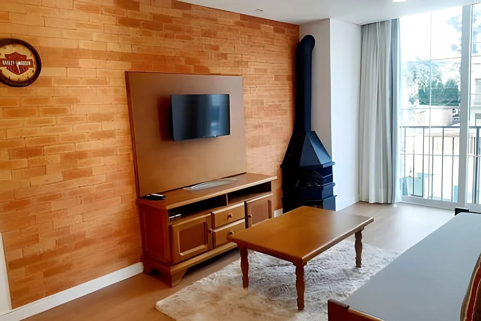 Apartment | Living area | TV