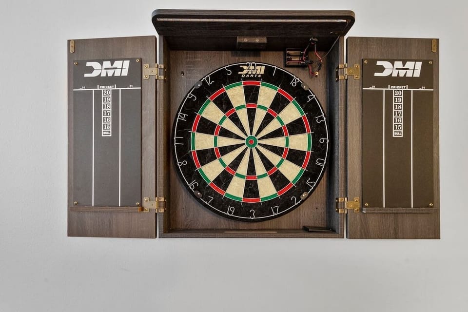 Play darts