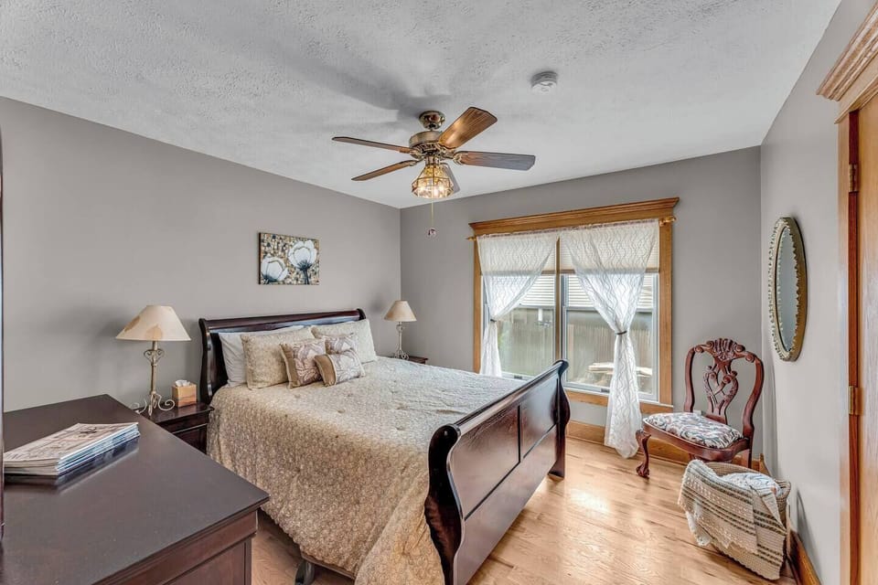 Main Floor Bedroom (1)