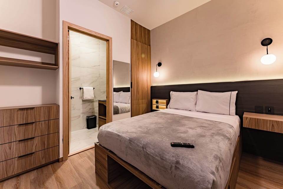 Comfort Room, 1 Double Bed | Individually decorated, individually furnished, soundproofing