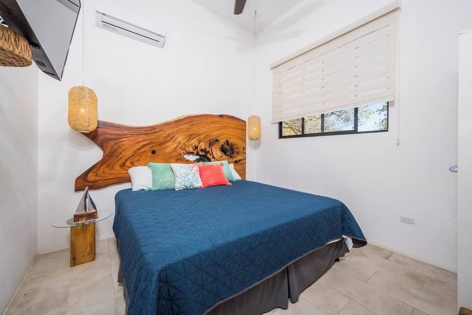 Apartment, Garden View | Iron/ironing board, free WiFi, bed sheets