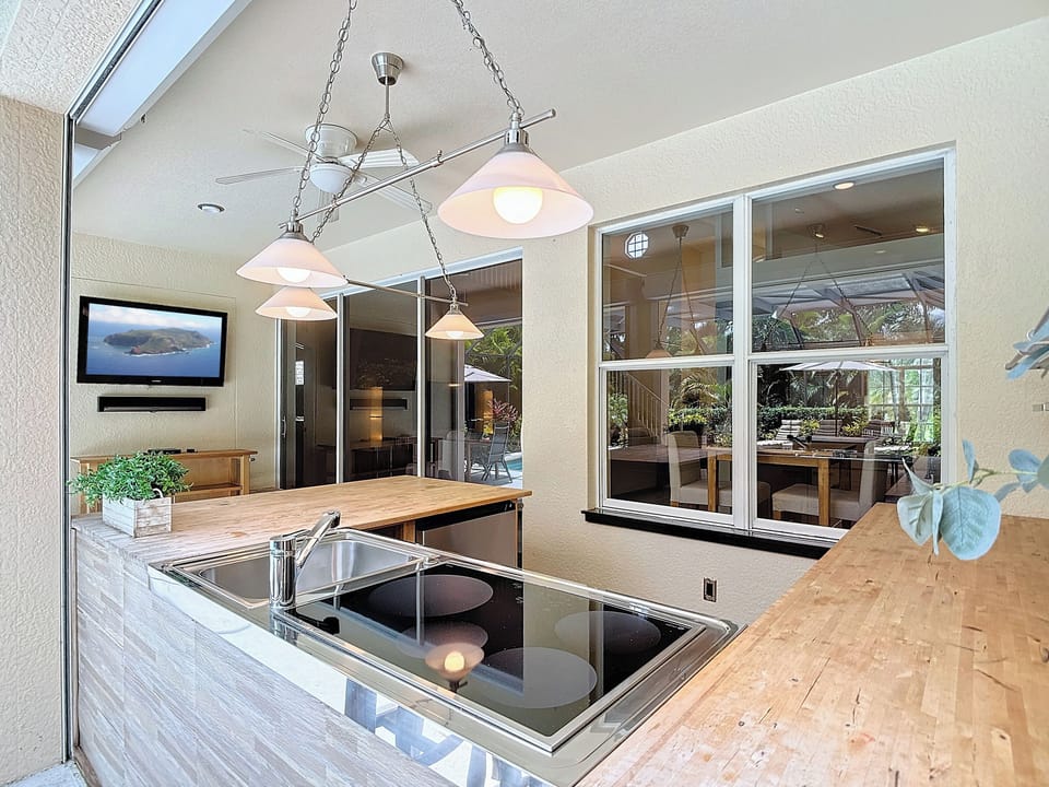 9953 Alabama Street-101