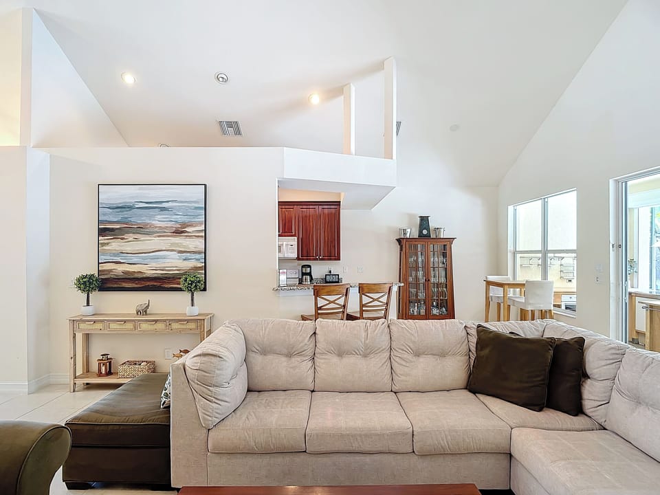 9953 Alabama Street-30