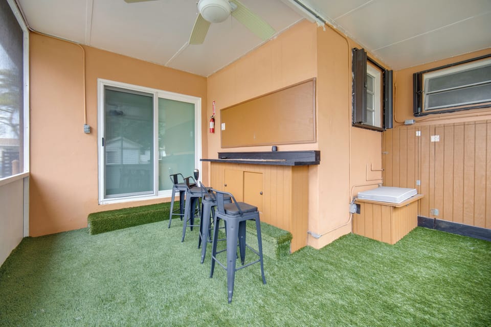 Screened Porch