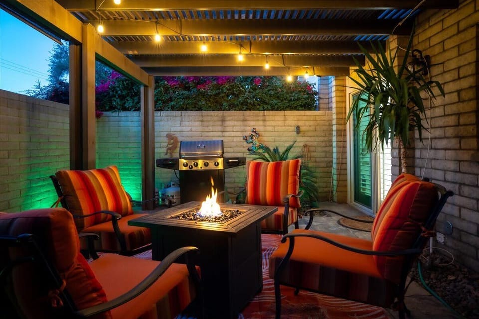 This firepit brings all the classic cozy vibes—just add friends or family.