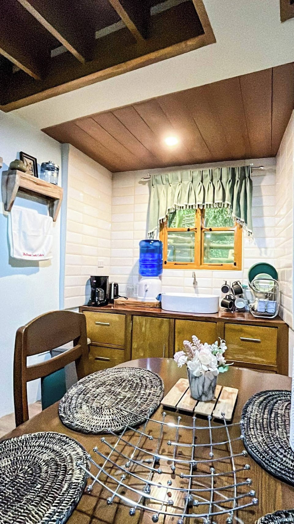 Cabin, 1 Bedroom, Smoking, Private Pool | Living area