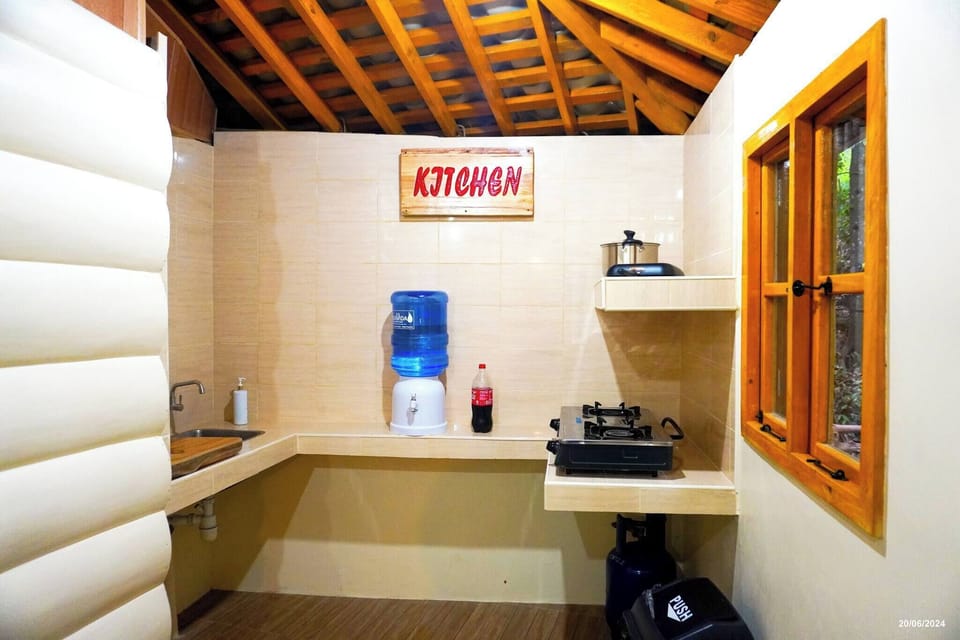 Cabin, 1 Bedroom, Smoking, Private Pool | Interior