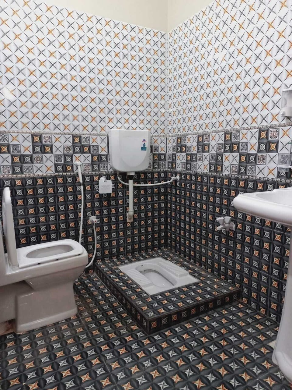 Shower, towels, soap, shampoo