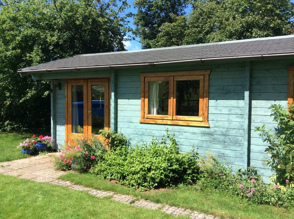 Cabin | Exterior