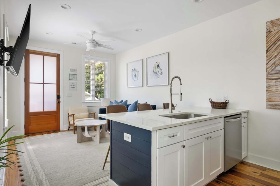 Spacious kitchen + living room area 