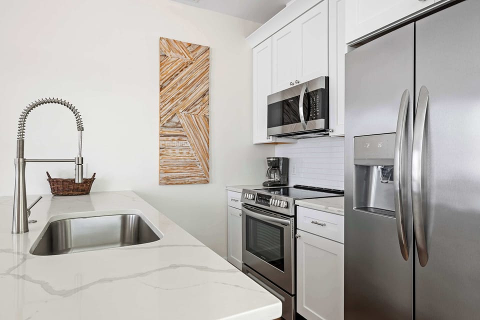 Fully equipped kitchen