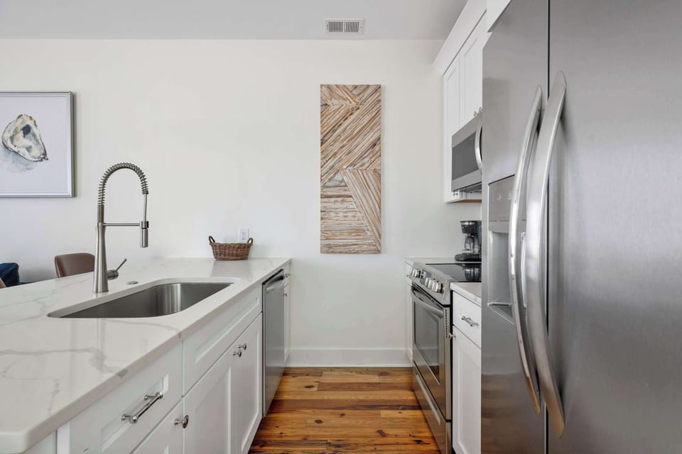 Fully equipped kitchen