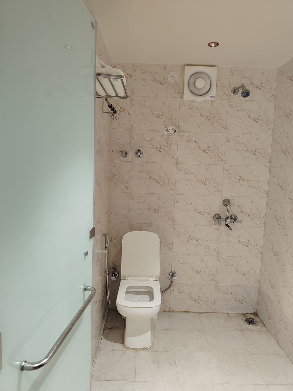 Deluxe Room | Bathroom