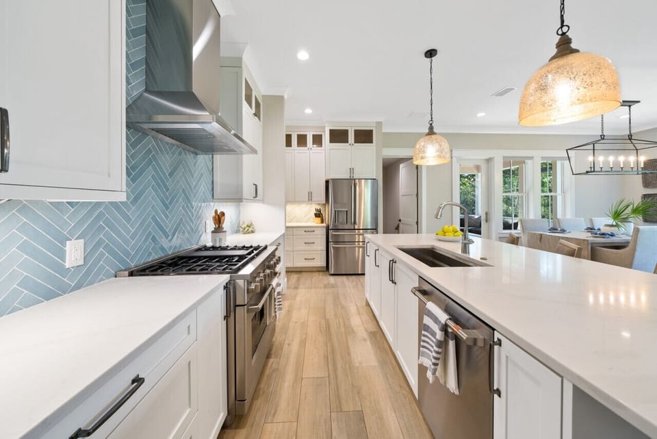 Gourmet kitchen with High End appliances and Butlers Pantry