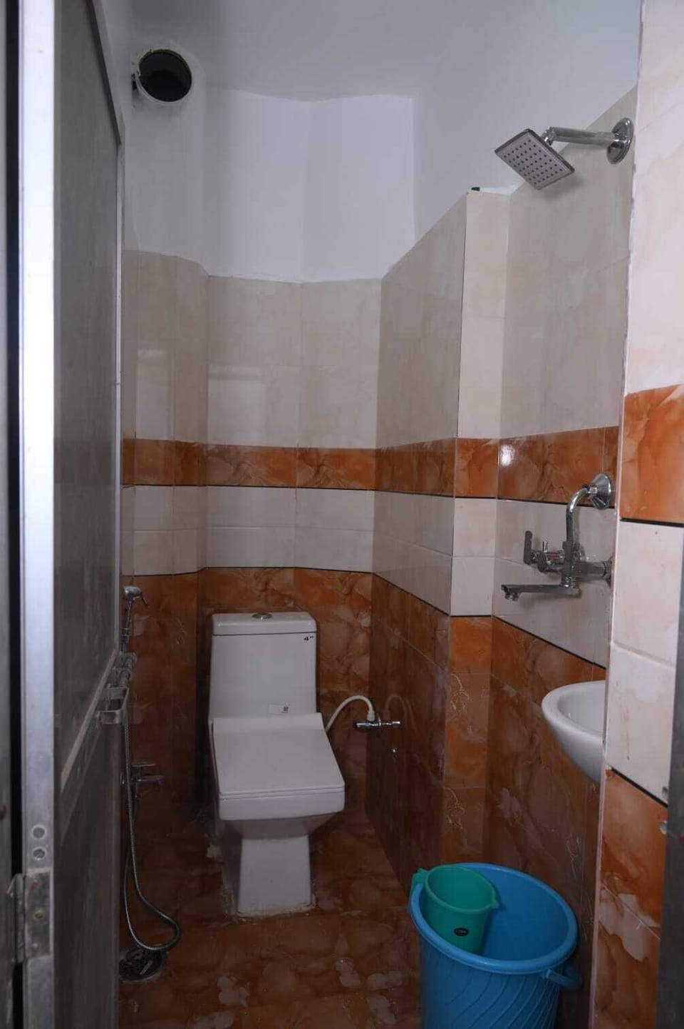 Standard Room | Bathroom