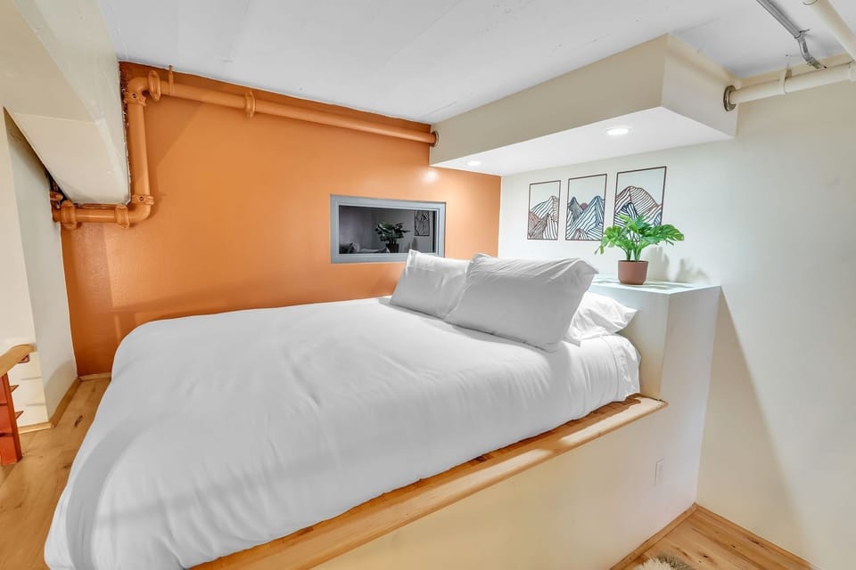 Condo, 2 Bedrooms | 2 bedrooms, free WiFi