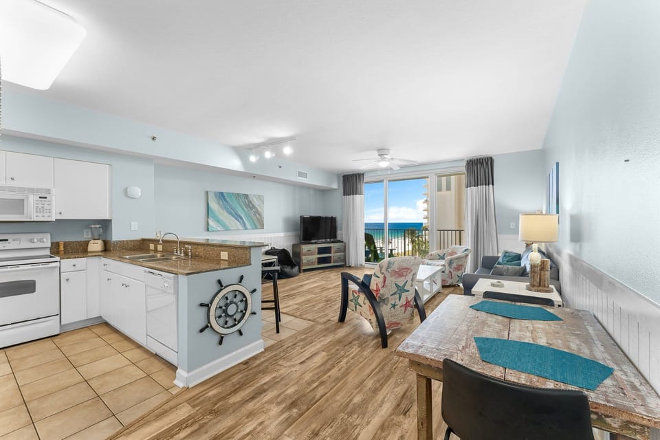 11-web-or-mls-9900-s-thomas-dr-526