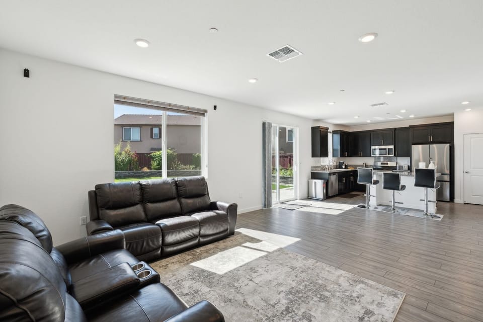 House, 3 Bedrooms | Interior